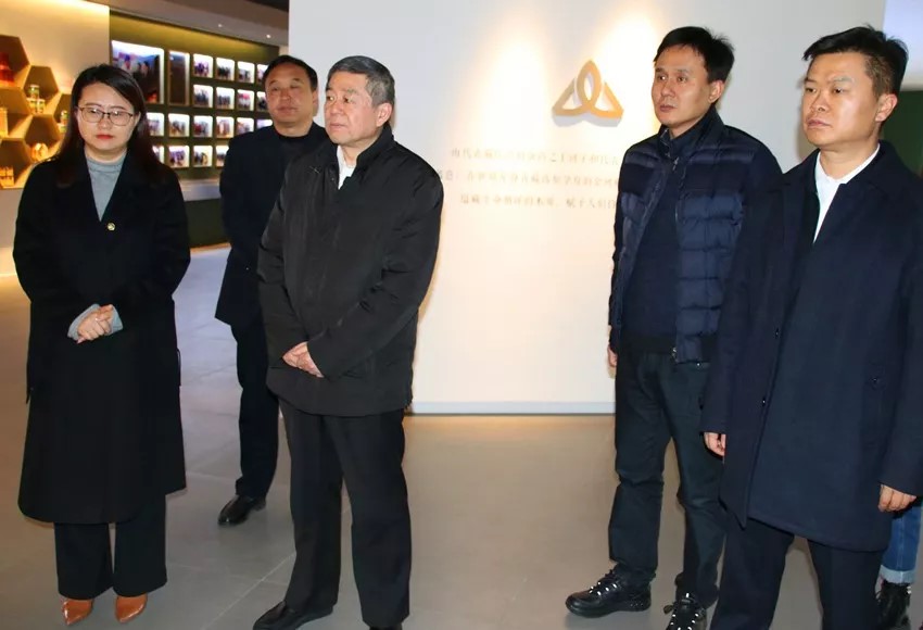 苗長興1.jpg
